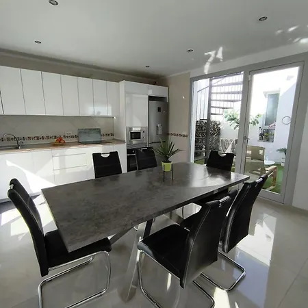 La Terraza De La Jaca * Arico